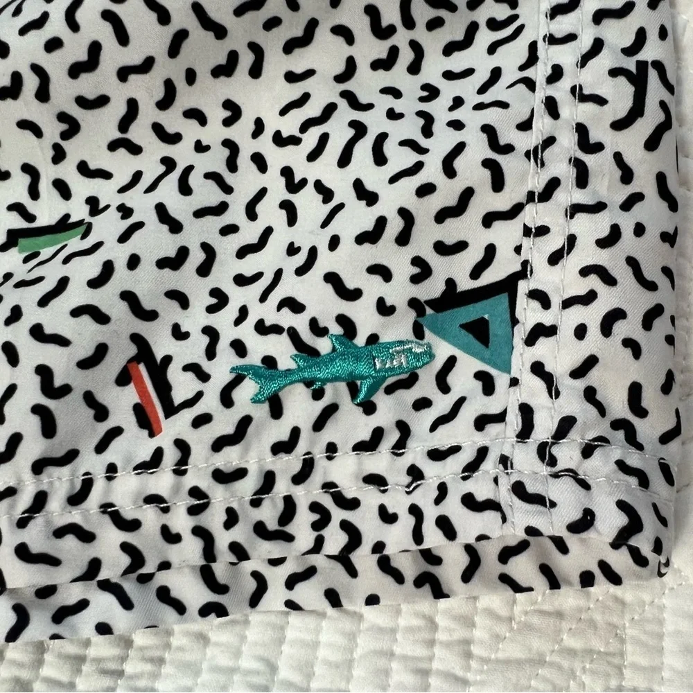 Maui and Sons Swim trunks  | Size Boys Medium